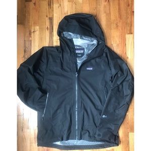 XL Men’s Patagonia h2no black rain jacket